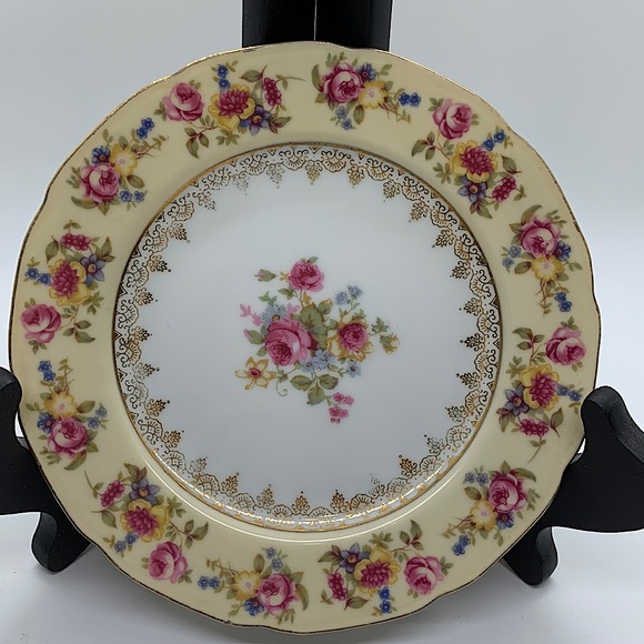 Other - Cute Small 1940’s Gold Castle Occupied Japan China Plate with Gold Trim